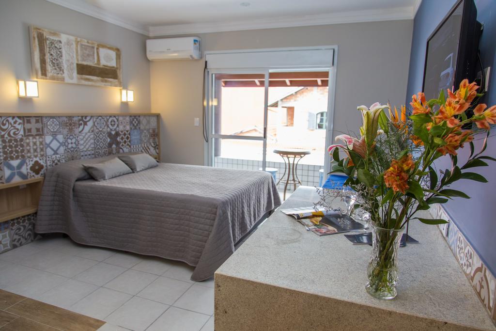 Spazio Marine Hotel - غواراتوبا المظهر الخارجي الصورة