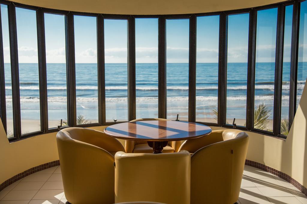 Spazio Marine Hotel - غواراتوبا المظهر الخارجي الصورة