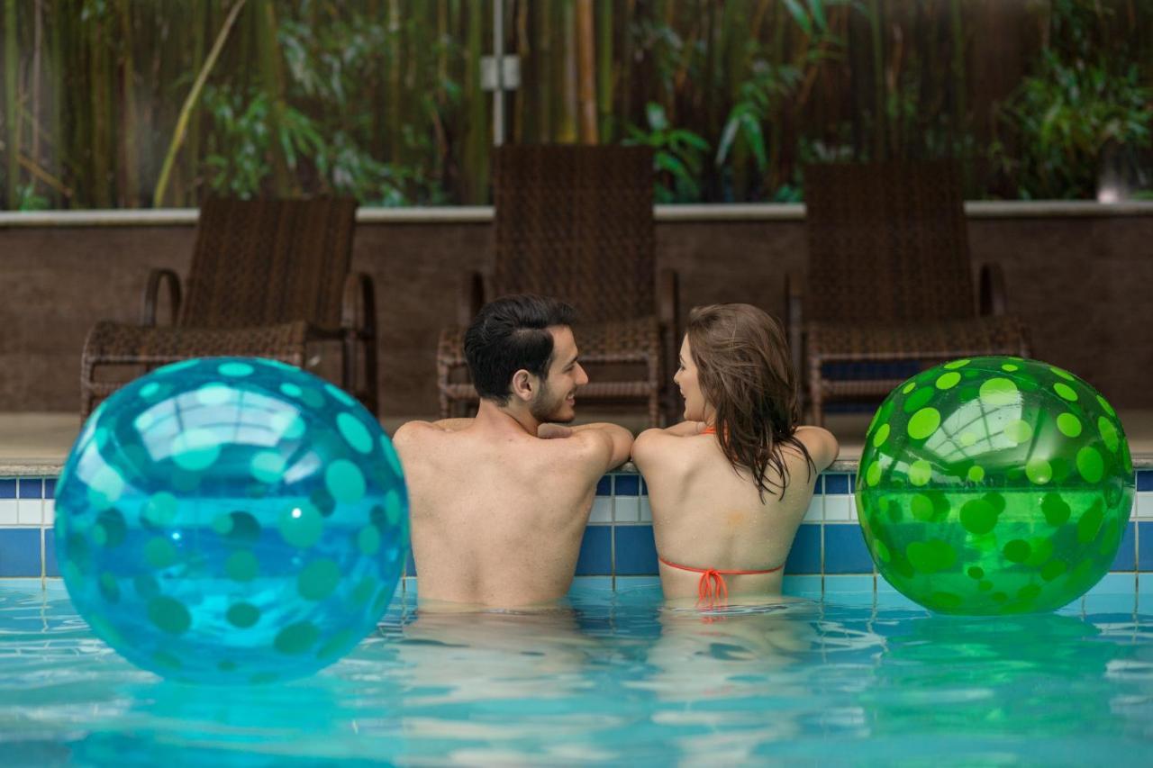 Spazio Marine Hotel - غواراتوبا المظهر الخارجي الصورة